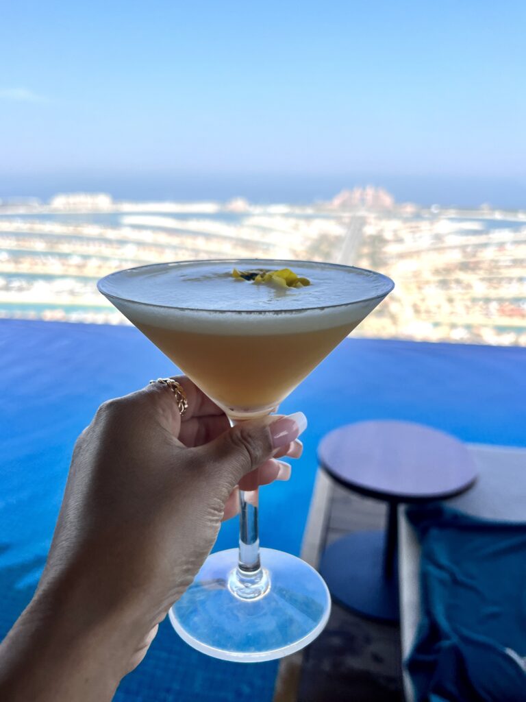 Aura Skypool, Dubai